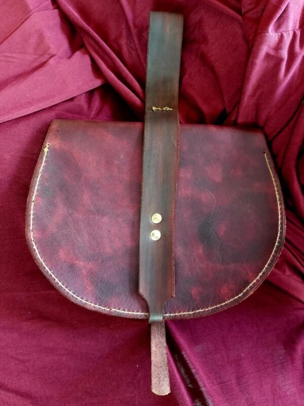 7th-10th Century Norse Bag with Tooled Knot-work Dogs - Image 3