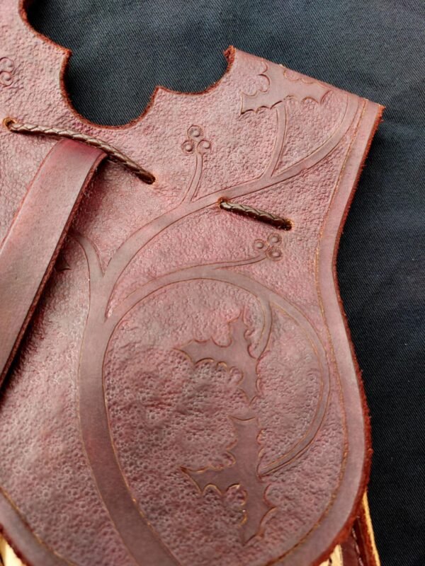 14th-15th Century Nobles Purse with Tooled Vinework - Image 3
