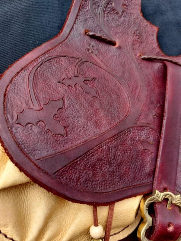 14th-15th Century Nobles Purse with Tooled Vinework - Image 4