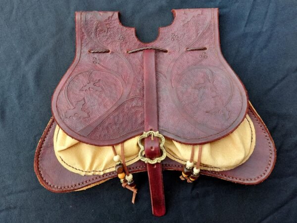 14th-15th Century Nobles Purse with Tooled Vinework